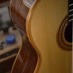 Nueva guitarra terminada Este proyecto me demandó mucho tiempo y dedicación porque toda la ma...webp