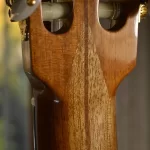 Nueva guitarra terminada Este proyecto me demandó mucho tiempo y dedicación porque toda la ma...webp