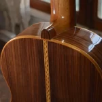 Nueva guitarra terminada Este proyecto me demandó mucho tiempo y dedicación porque toda la ma...webp